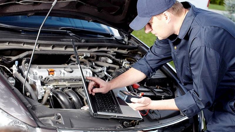 Advantages of a Vehicle Repair Manual